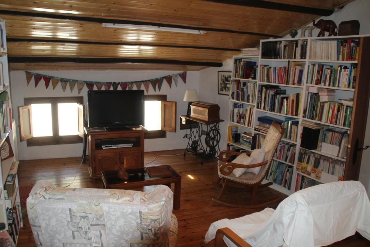 Cal Bove Apartment Sant Guim de Freixenet Ngoại thất bức ảnh